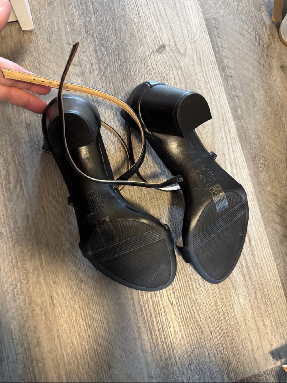 Naturalizer Black Leather Ankle-Strap Block Heel Sandals - Picture 3 of 3